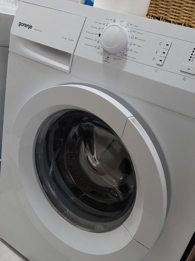 Smiley 2 - Subotica Centar Apartment Luaran gambar
